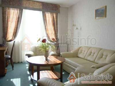 Szálloda 61983 (Nyugat-Dunántúl > Zala megye > Hévíz)