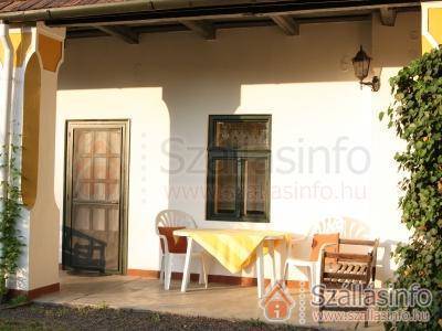 Apartmanház 65826 (North Hungary > Borsod-Abaúj-Zemplén megye > Bogács)