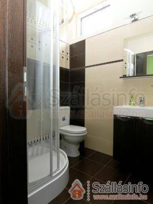 Color Beach Apartmanház (Süd Transdanubien > Somogy megye > Siófok)