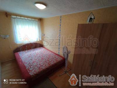 Derű Vendégház (Nord Ungarn > Borsod-Abaúj-Zemplén megye > Mezőkövesd-Zsóry-fürdő)