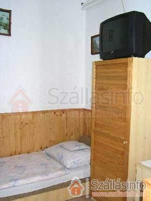 Prajda Apartman (South Transdanubian > Tolna megye > Dunaföldvár)
