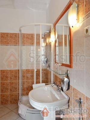 Gastland Hotel M0 (Budapest und die Umgebung > Pest megye > Szigetszentmiklós)