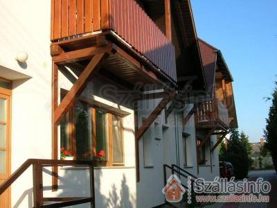 Harka Apartmanház (West Transdanubien > Győr-Moson-Sopron megye > Harka)