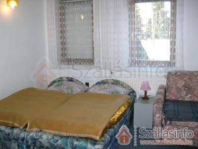 Harka Apartmanház (West Transdanubien > Győr-Moson-Sopron megye > Harka)