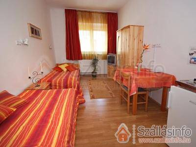 Hungária Apartmanház (Dél-Dunántúl > Baranya megye > Pécs)