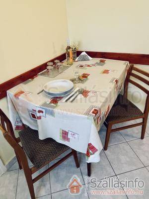 Isti-Lakás (South Plain > Csongrád megye > Makó)