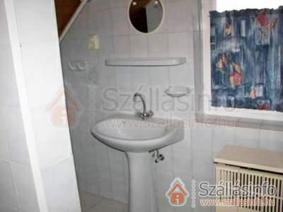 Kati Apartmanház (West Transdanubian > Zala megye > Keszthely)