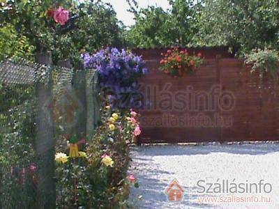 Kristály Apartmanház (West Transdanubien > Vas megye > Sárvár)