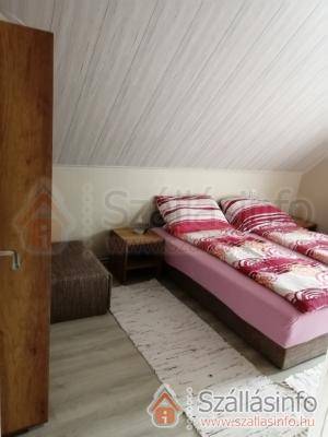 Napraforgó Vendégház (Nord Ungarn > Borsod-Abaúj-Zemplén megye > Mezőkövesd-Zsóry-fürdő)