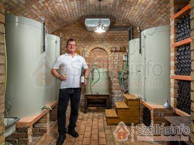 Oázis a Klastromhoz Wellness Vendégház (Zentral Transdanubien > Veszprém megye > Badacsonyörs)