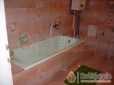 Turi Apartman (North Plain > Hajdú-Bihar megye > Hajdúszoboszló)