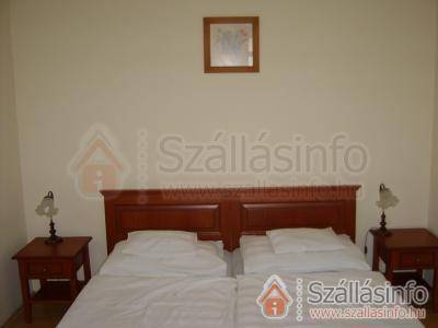 Várkert Panzió (North Hungary > Borsod-Abaúj-Zemplén megye > Miskolc)